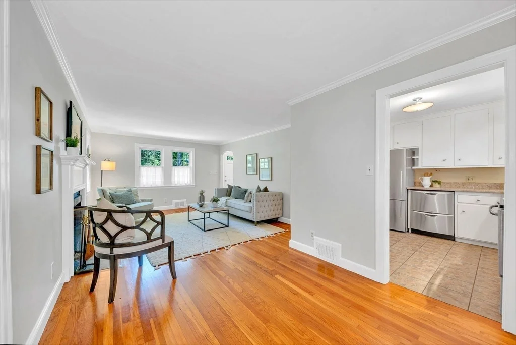 Photo of 43 Plain Rd