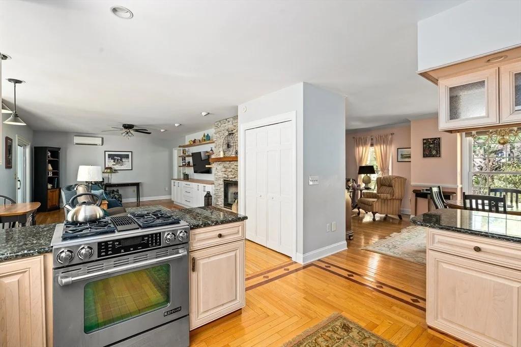 Photo of 6 Pine Meadow Drive