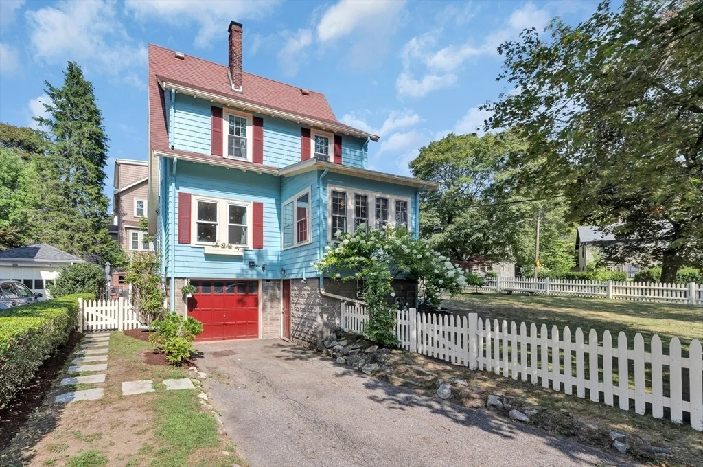 Photo of 321 Park Avenue