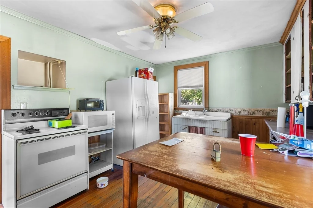 Photo of 41 Devine Ave