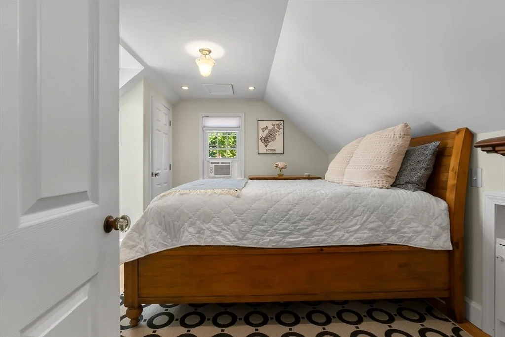 Photo of 19 Bartholomew Terrace