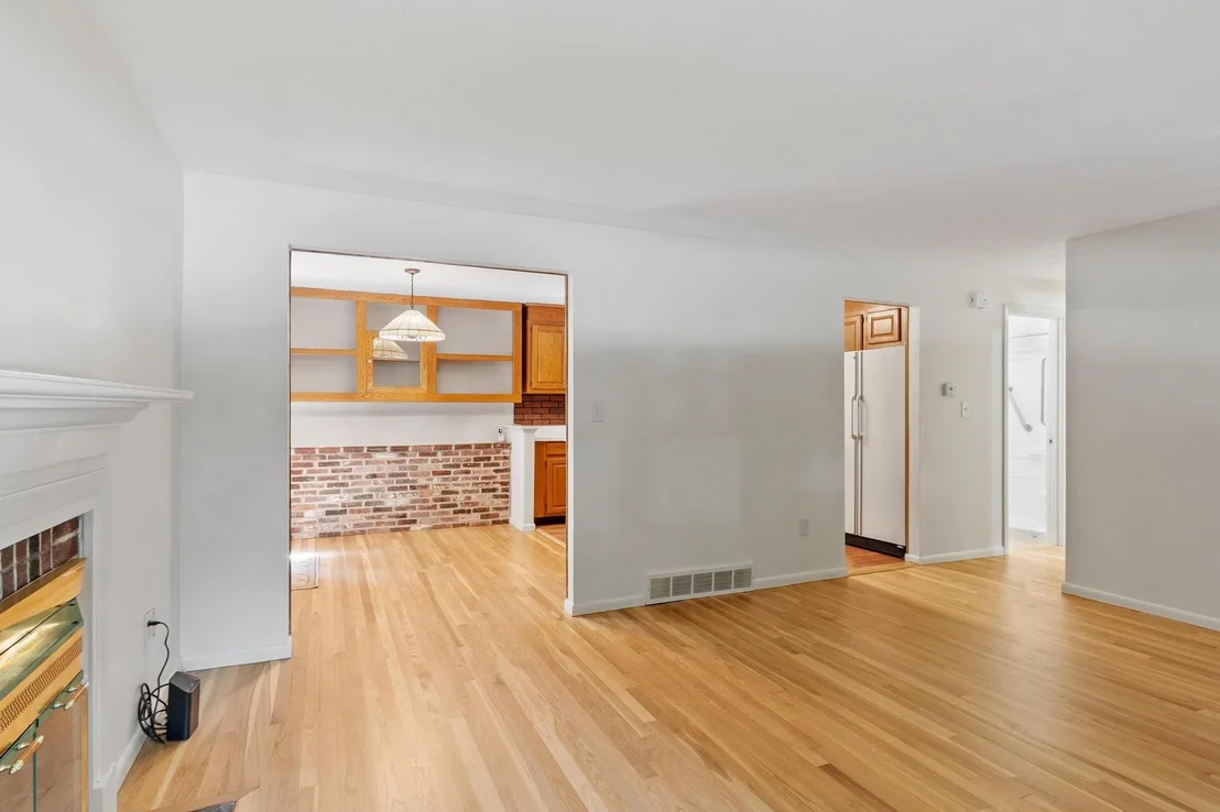 Photo of 136 Ridge Rd