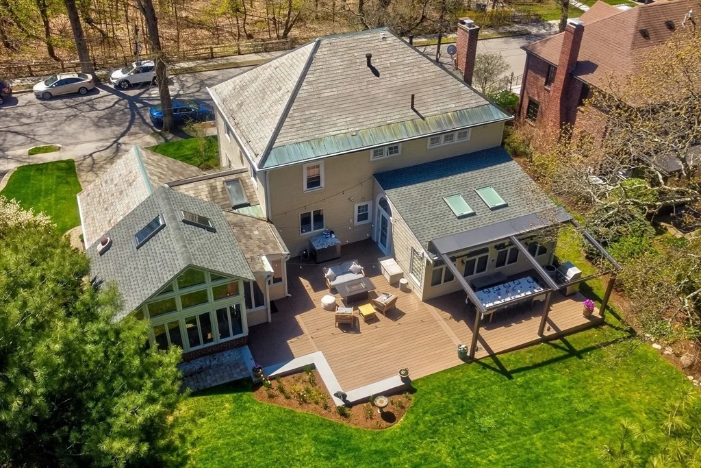Photo of 152 Beverly Rd