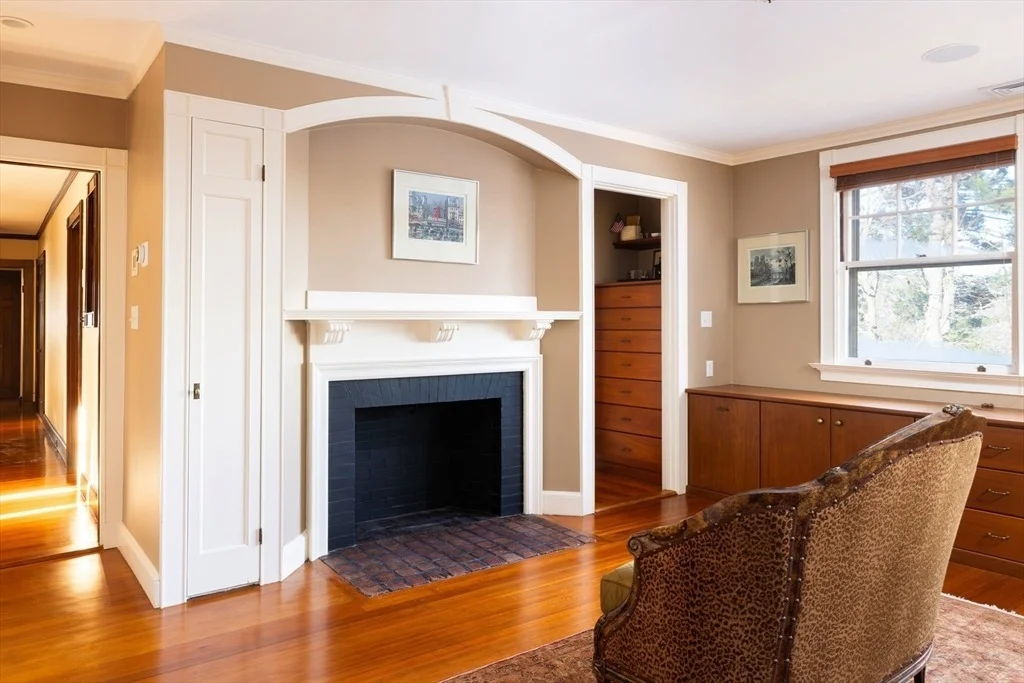 Photo of 40 Heath Hill