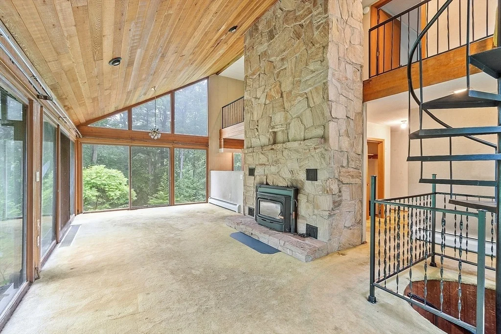 Photo of 12 Pine Hill Lane