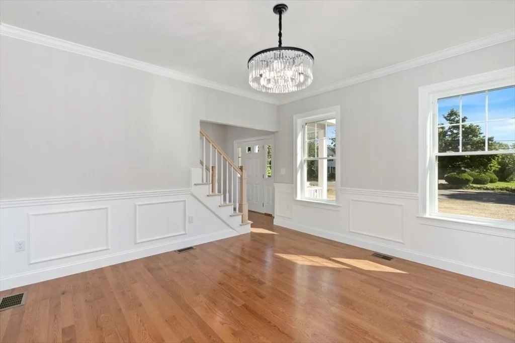 Photo of 150 Nashua Rd