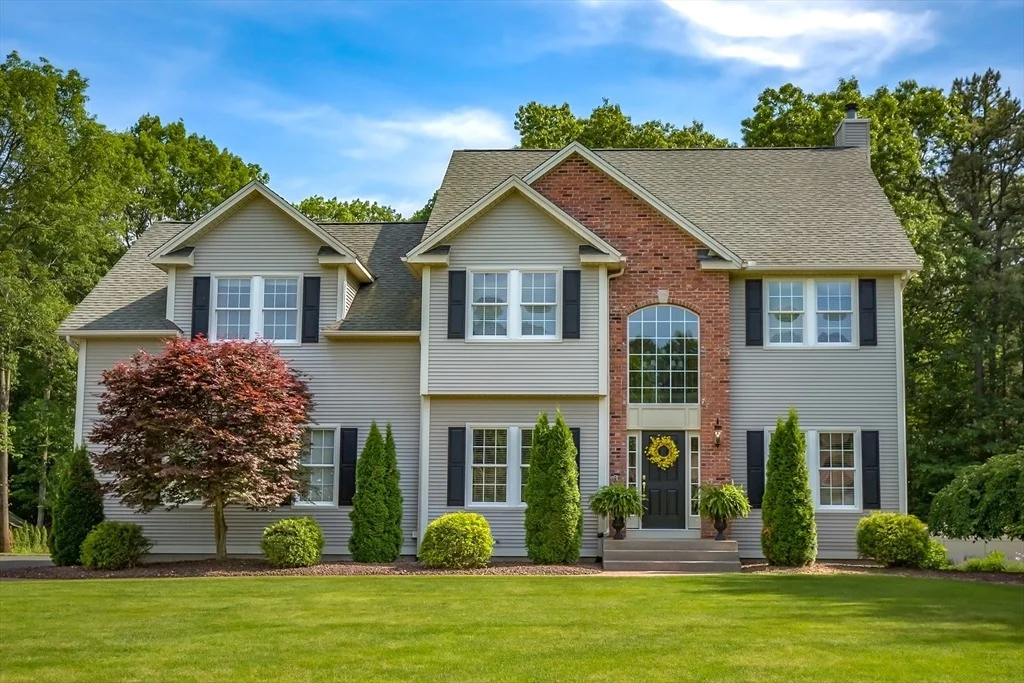 Photo of 41 Christopher Dr