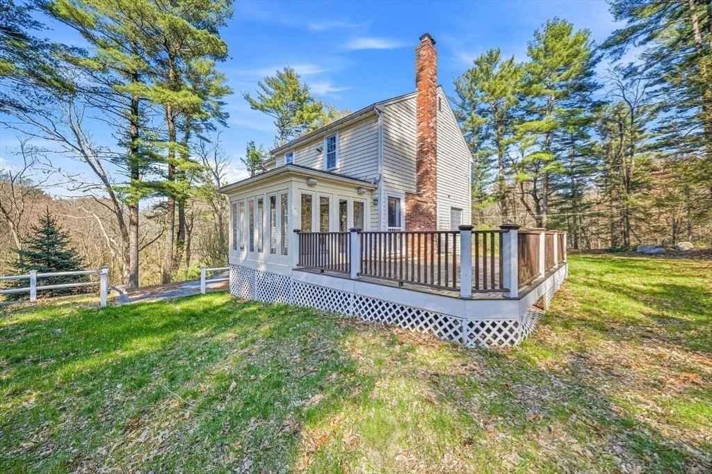 Photo of 443 Cushing St
