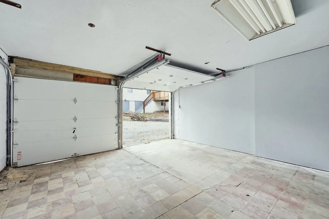 Photo of 165 Fairmont Ave