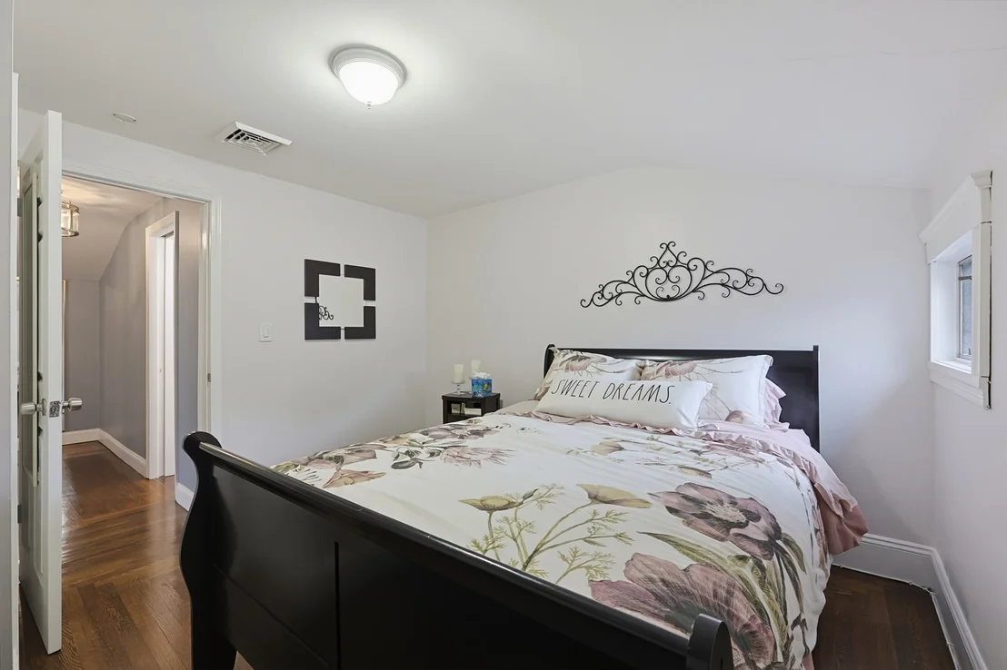Photo of 38 Dexter Ave.