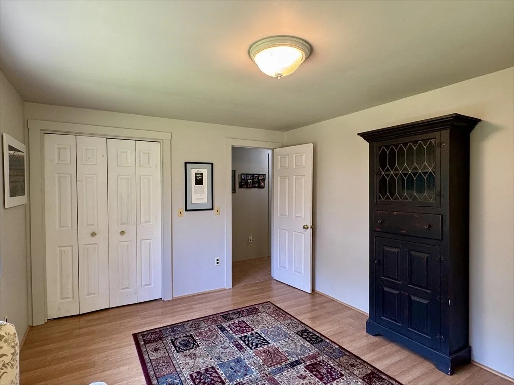 Photo of 1450 West Road