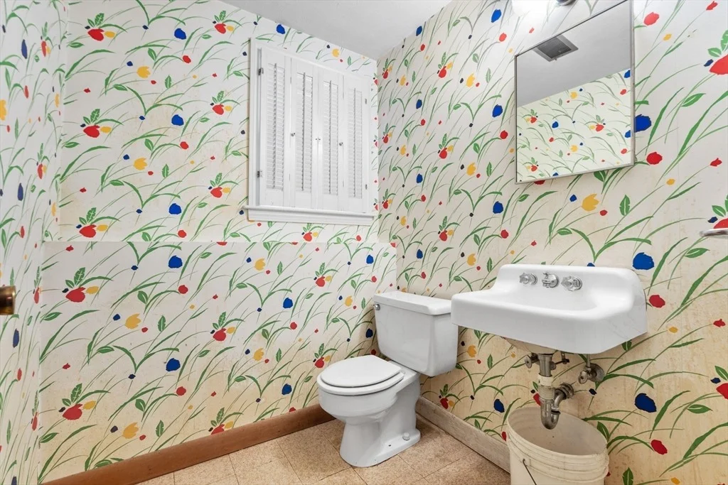 Photo of 348 Belknap