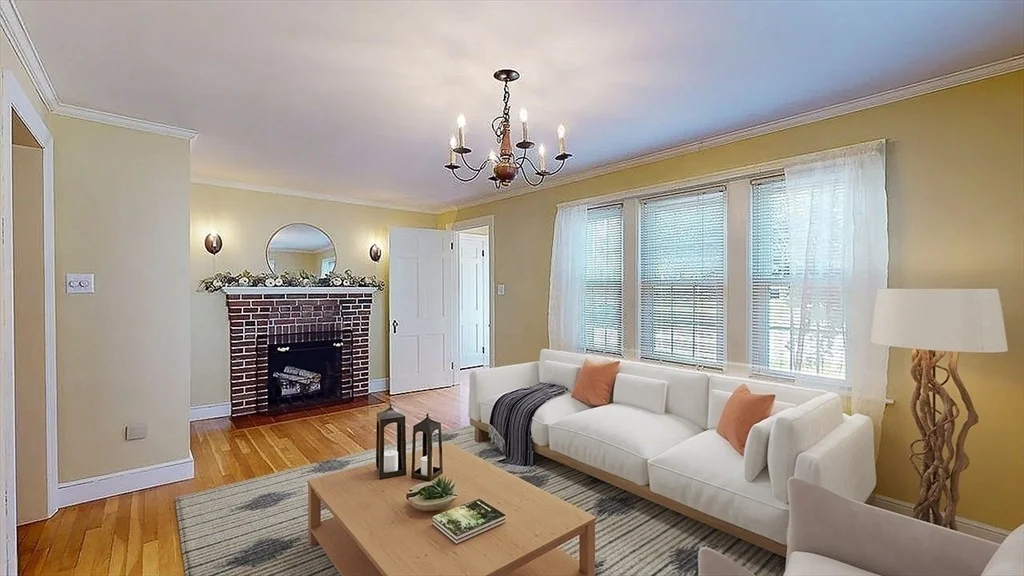 Photo of 14 Housatonic St