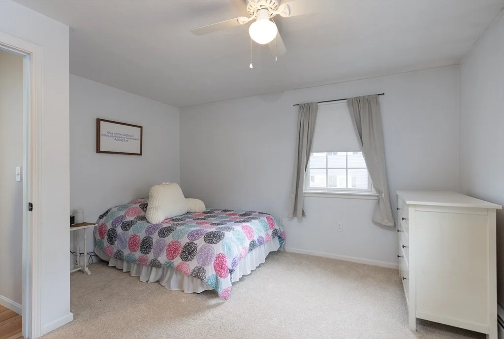 Photo of 4 Briarcliff Ln