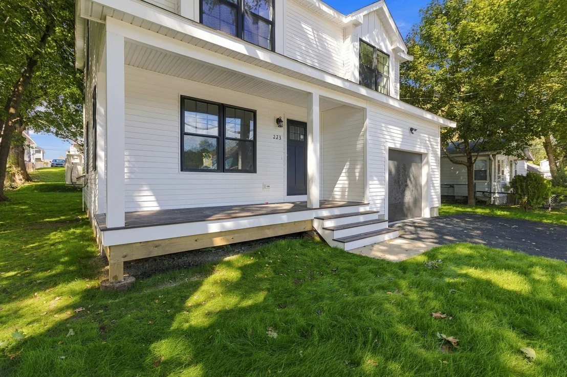 Photo of 223 Jenckes