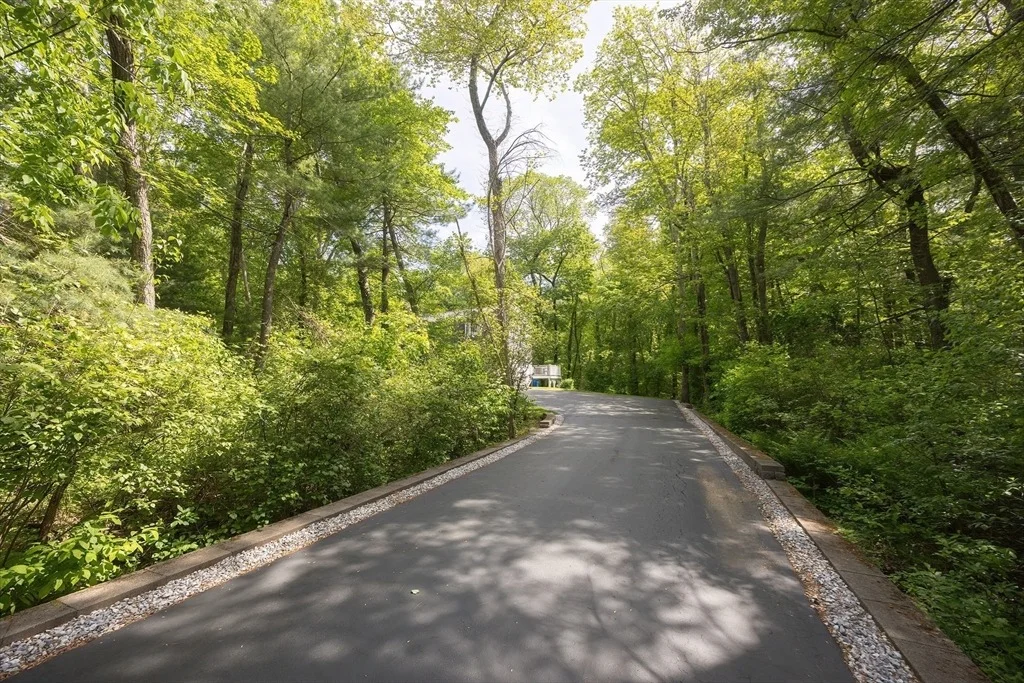 Photo of 190 Sheldon Road