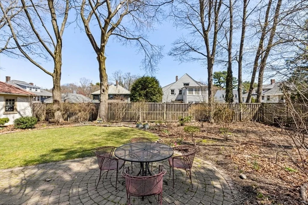 Photo of 6 Briarfield Road