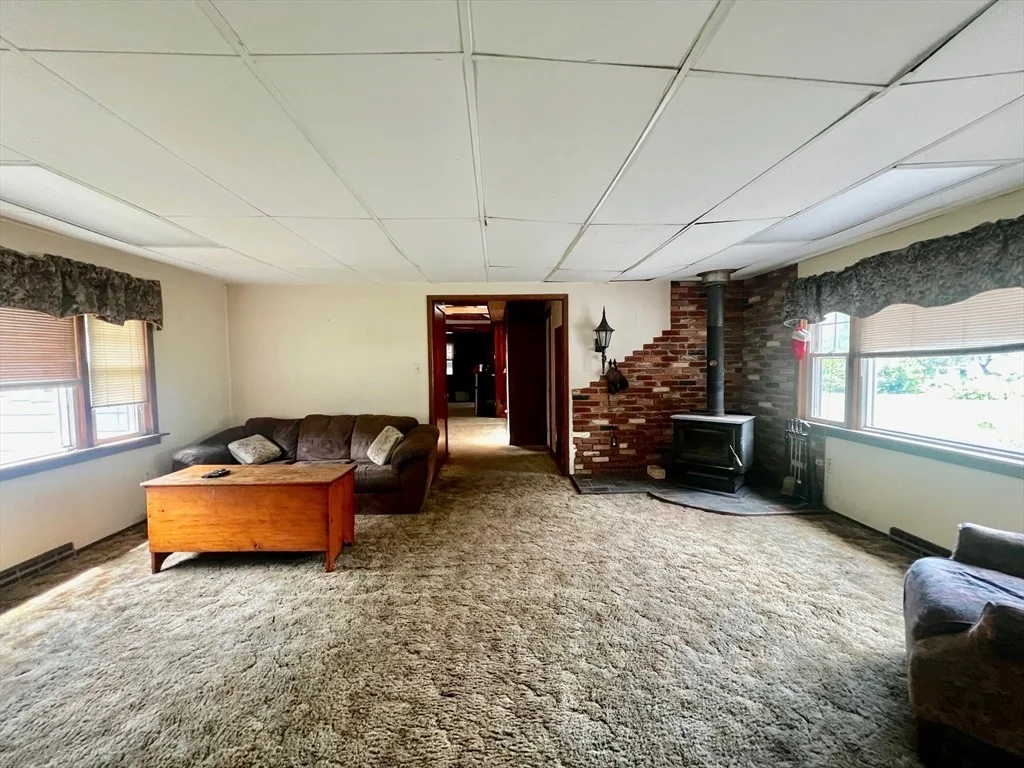 Photo of 1158 Millers Falls Rd
