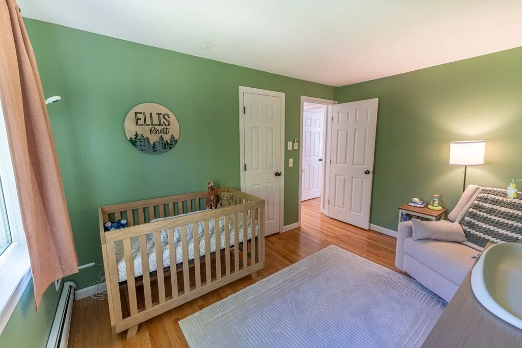 Photo of 75 Fairview Park Rd