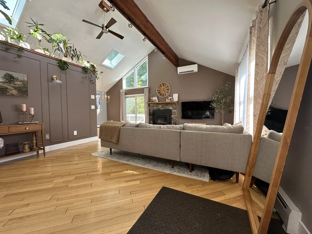 Photo of 2 Evergreen Drive