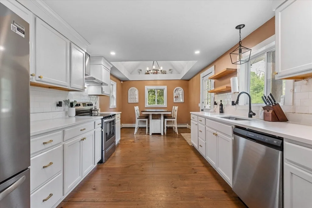 Photo of 152 N Main St