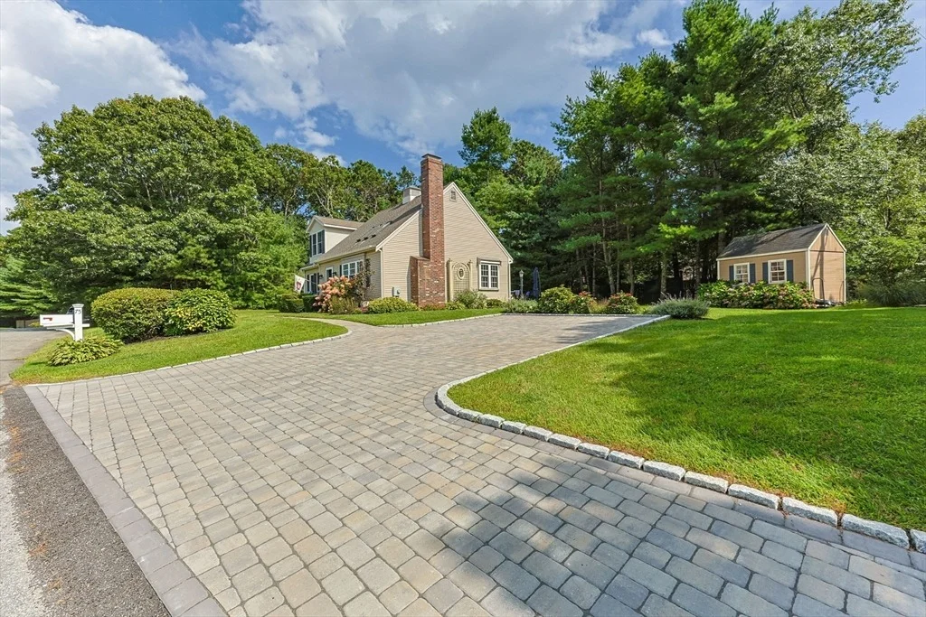 Photo of 75 Jobys Ln