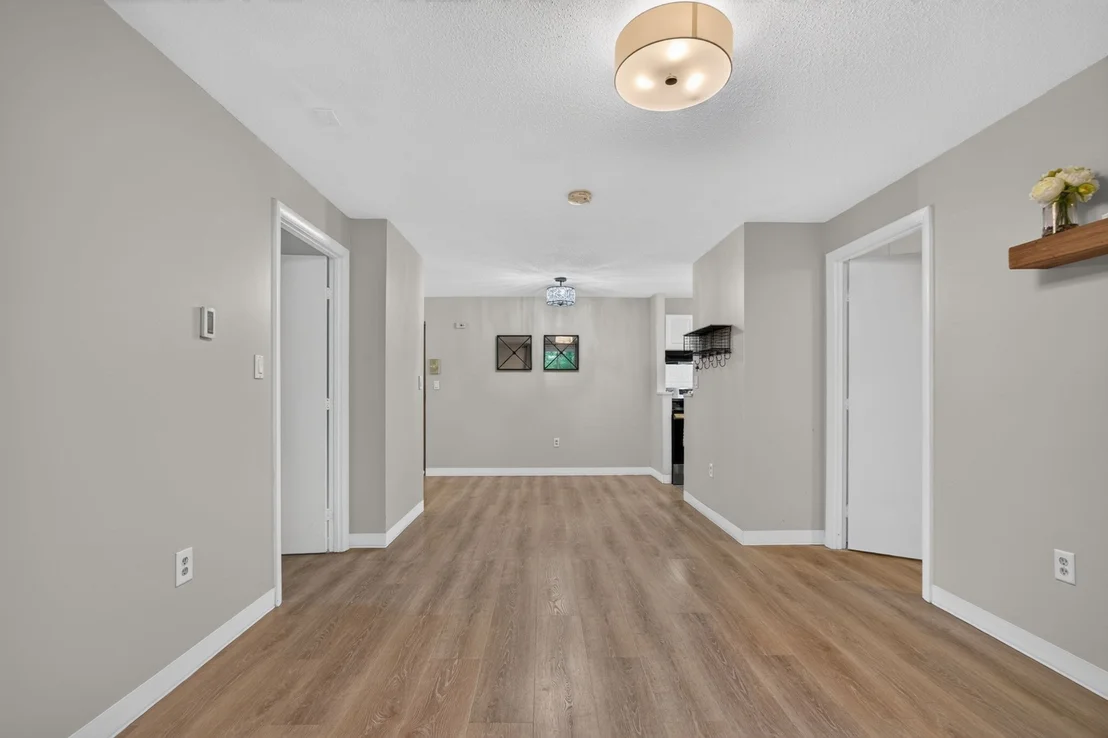 Photo of Unit 105 at 61 Wright