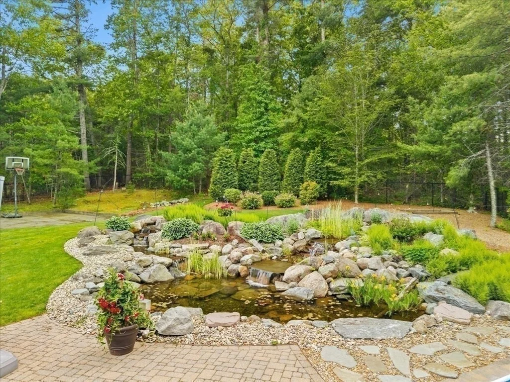 Photo of 118 Bay Rd