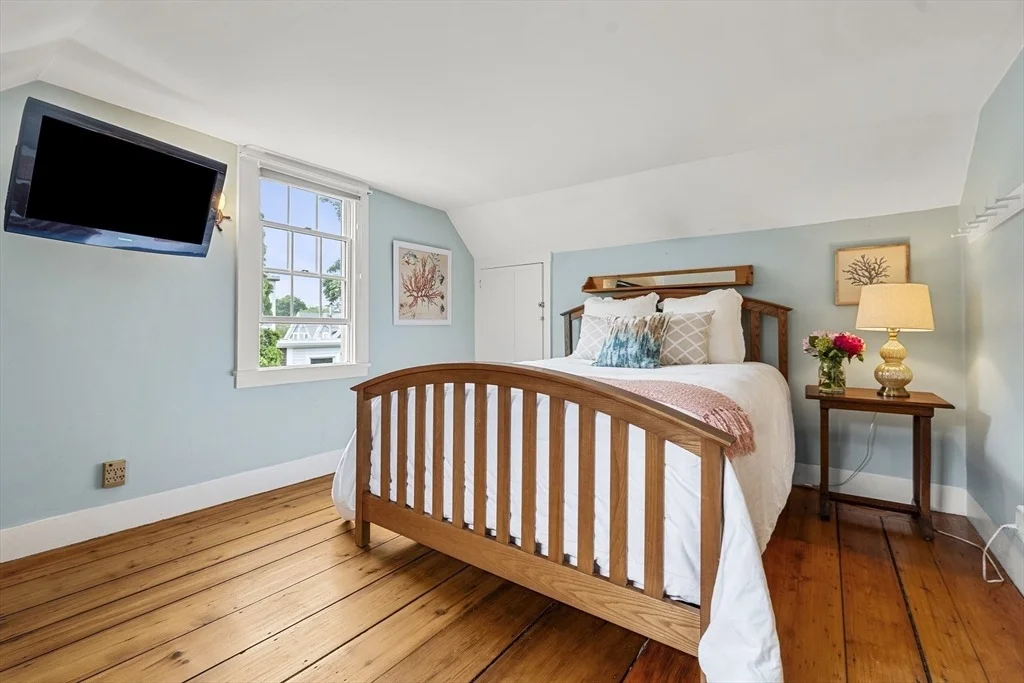 Photo of 15 Linden