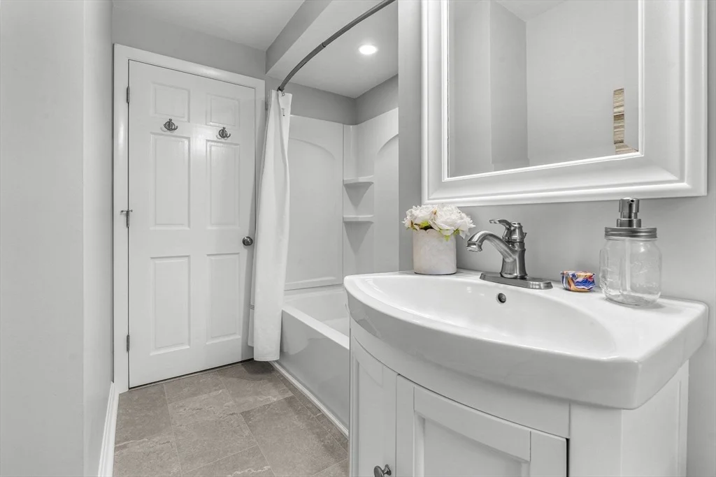Photo of 22 Temi Rd