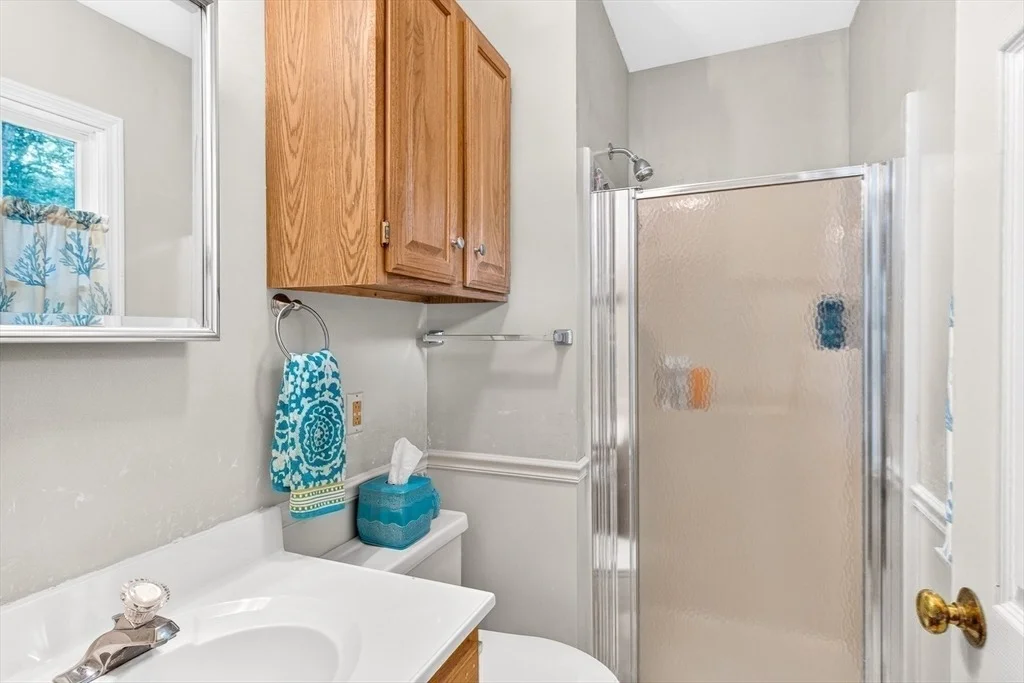 Photo of 5 Greenview Cir