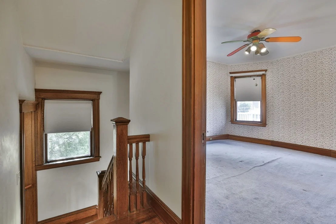 Photo of 61 Belcher Cir