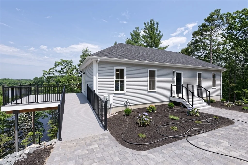 Photo of 10 Macarthur Ave