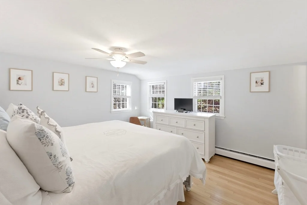 Photo of 14 Minuteman Road