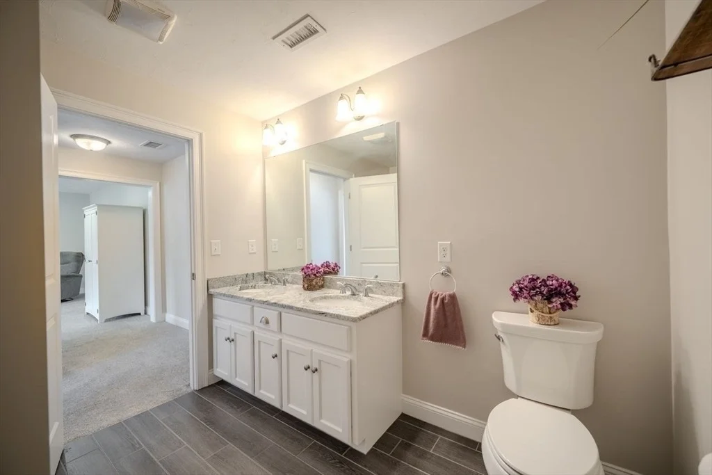 Photo of Unit 81 at 81 Ariel Cir