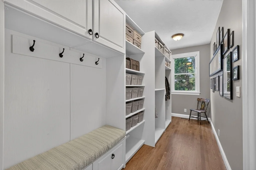Photo of 22 Rhodes Dr
