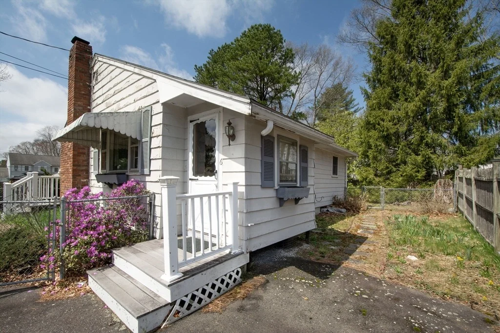 Photo of 6 Clover Road
