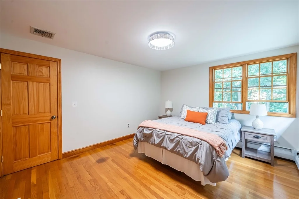 Photo of 49 Eldred St
