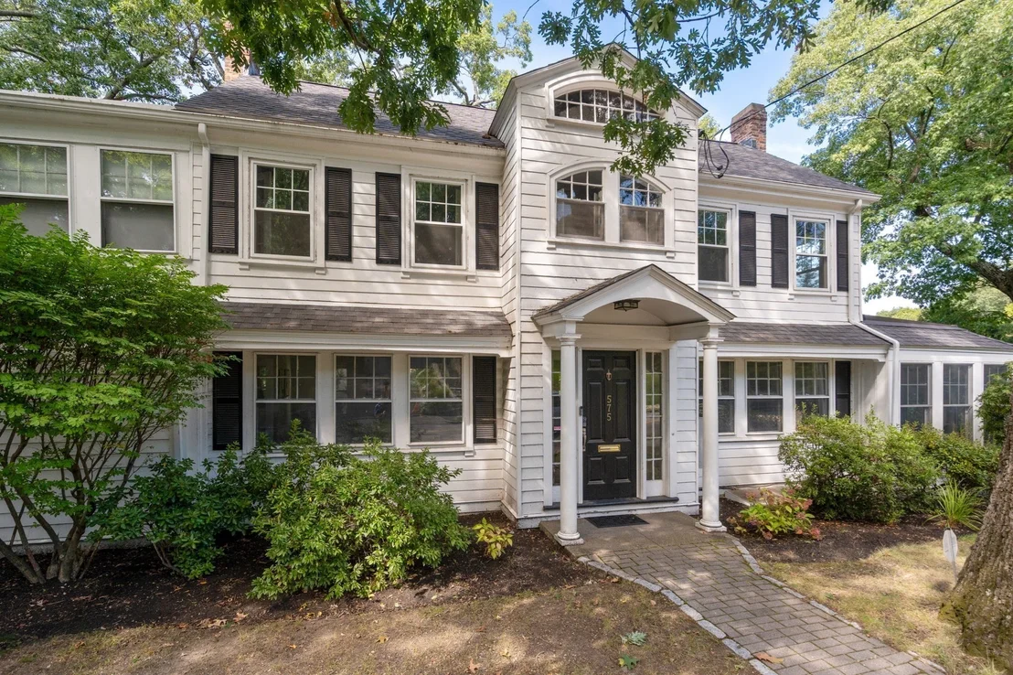 Photo of 575 Chestnut Street