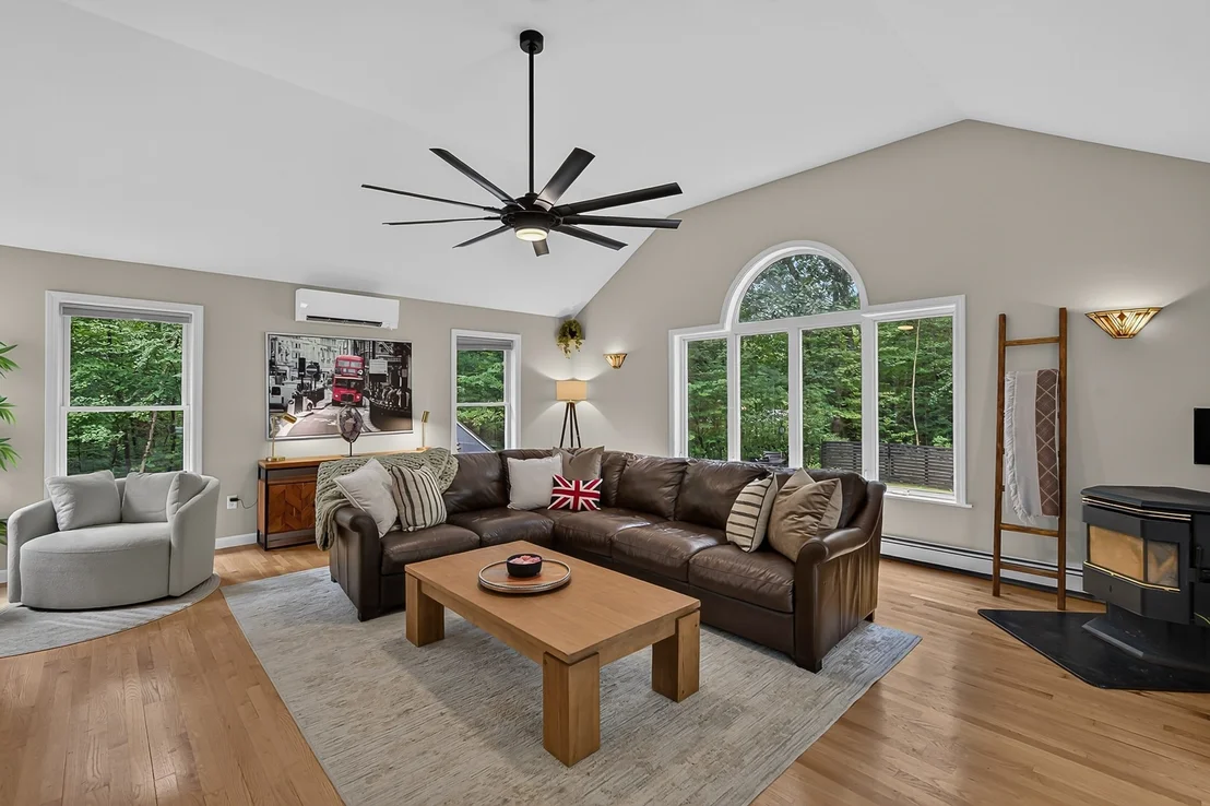 Photo of 7 Mossman Rd