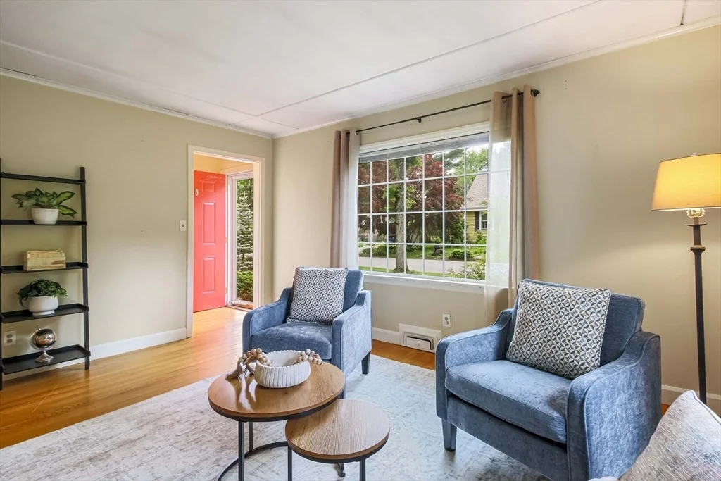 Photo of 4 Ledgewood Drive