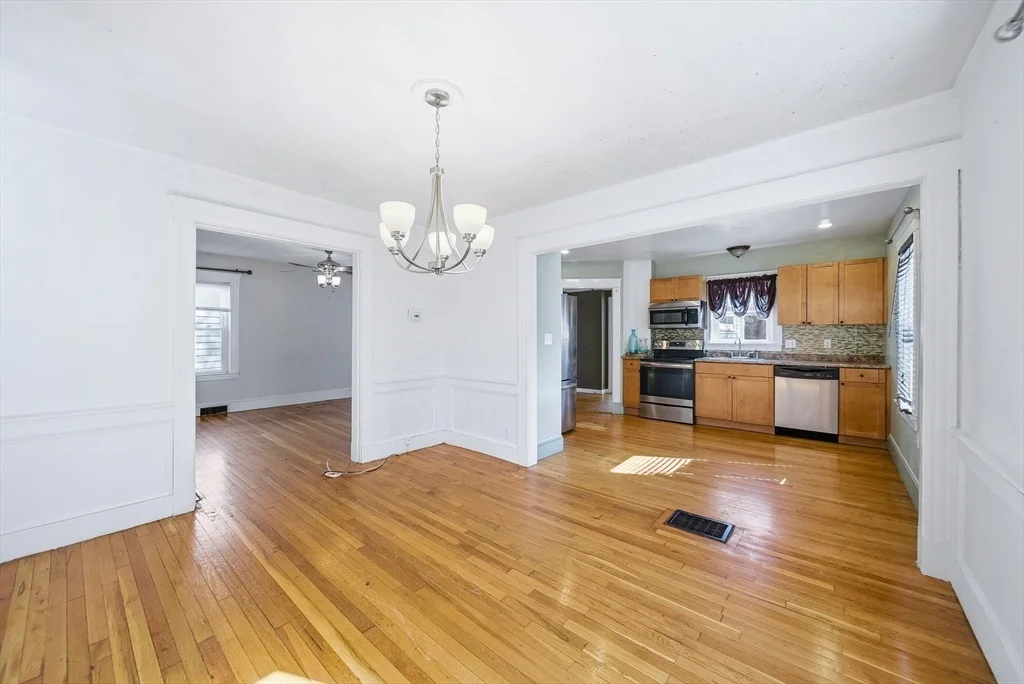 Photo of 12 Eade St