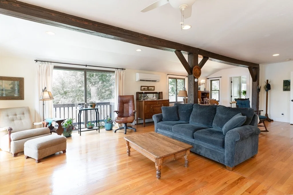 Photo of 38 Warepoint Rd
