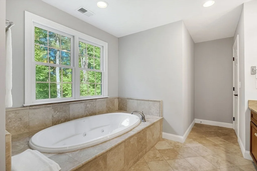 Photo of 1125 Burroughs Rd