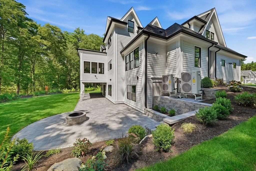 Photo of 21 Nolan Cir