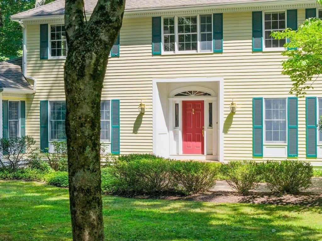 Photo of 10 Wingate Ln