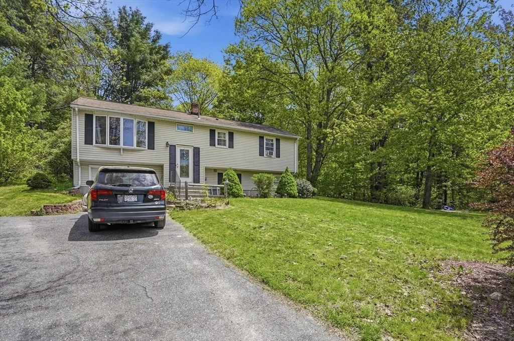 Photo of 12 Valerie Circle