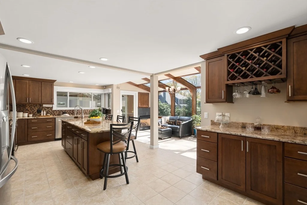 Photo of 32 Sherborne Cir