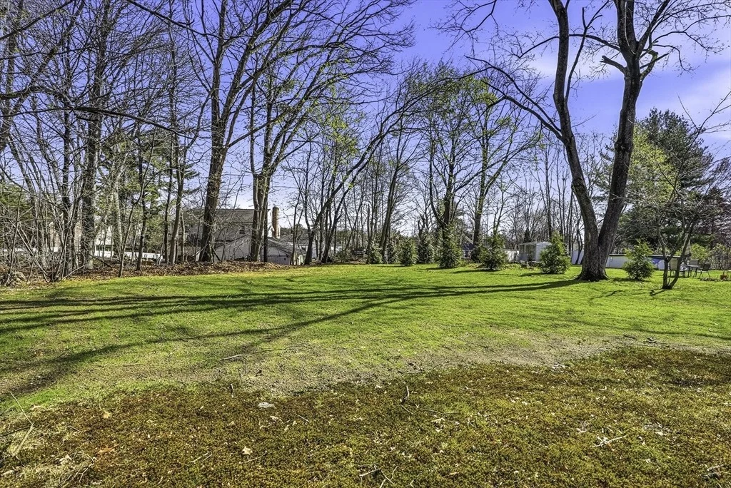 Photo of 71 Pickering Ave