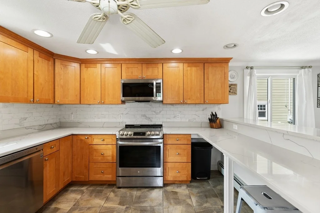 Photo of 10 Murdock Dr